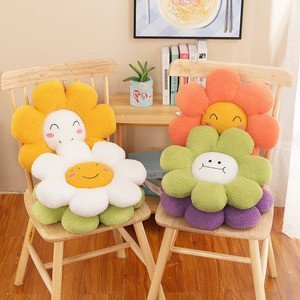 Smiling Face White Daisy Flower Plush Cushion
