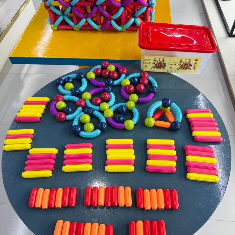 Magnetic Stick STEM Building Blocks - 150 Pieces Set