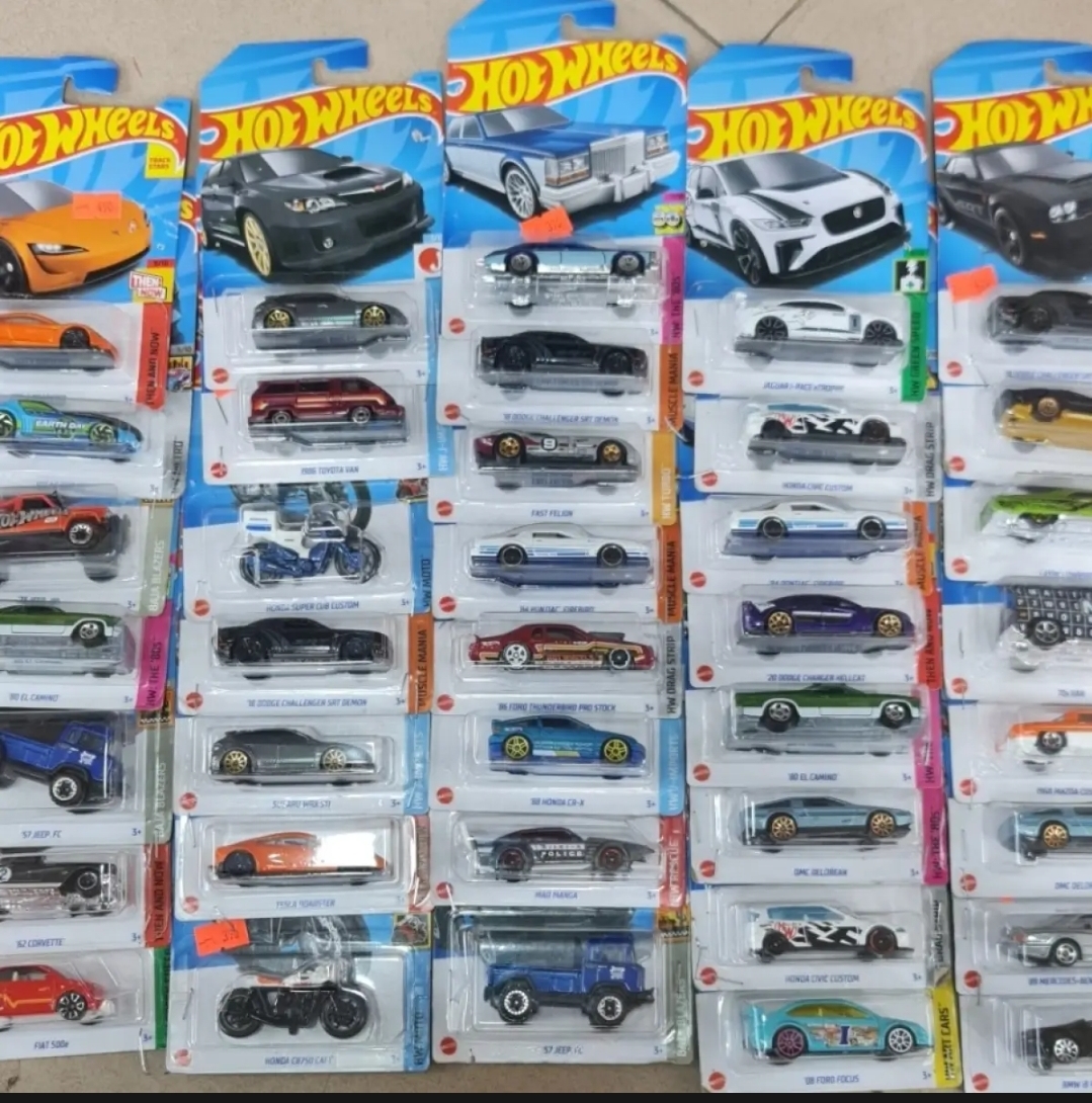 Buy Hot Wheels 2024 Basic Car H Assortment - McLaren F1 GTR in Bangladesh